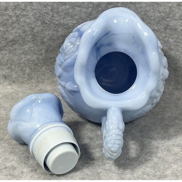 Vtg 1978 Avon Blue Swirl Milk Glass Pitcher 6.5"‎ Bubble Bath Bottle Victorian - Picture 8 of 13